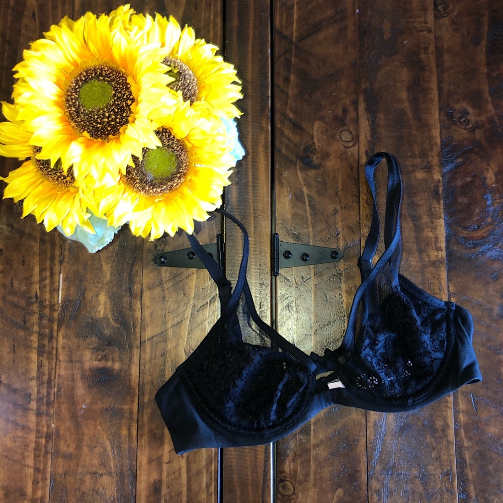 Body by Victoria Unlined Demi Bra
